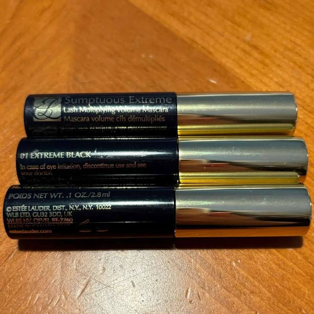 3 Estée Lauder Sumptuous Extreme Lash Mascaras